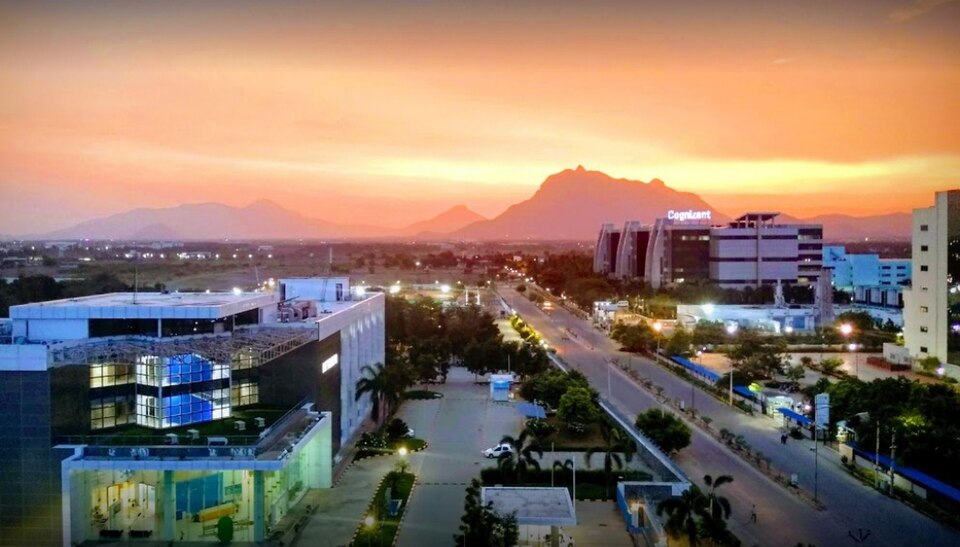 Outstation cab from Hyderabad to Coimbatore