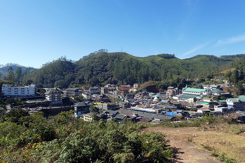 Outstation cab from Hyderabad to Munnar