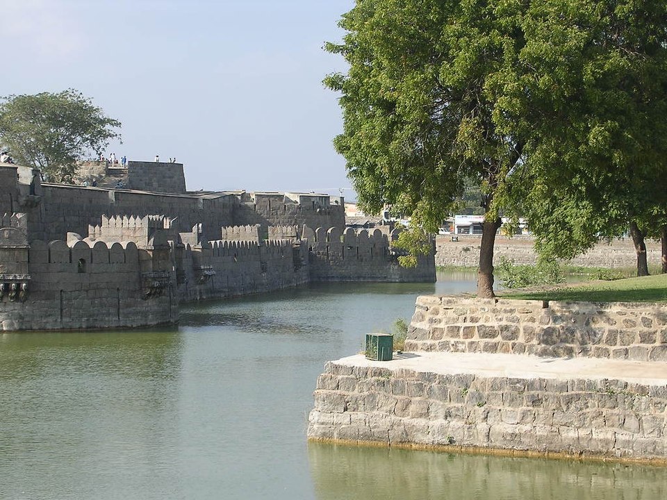 Outstation cab from Hyderabad to Vellore